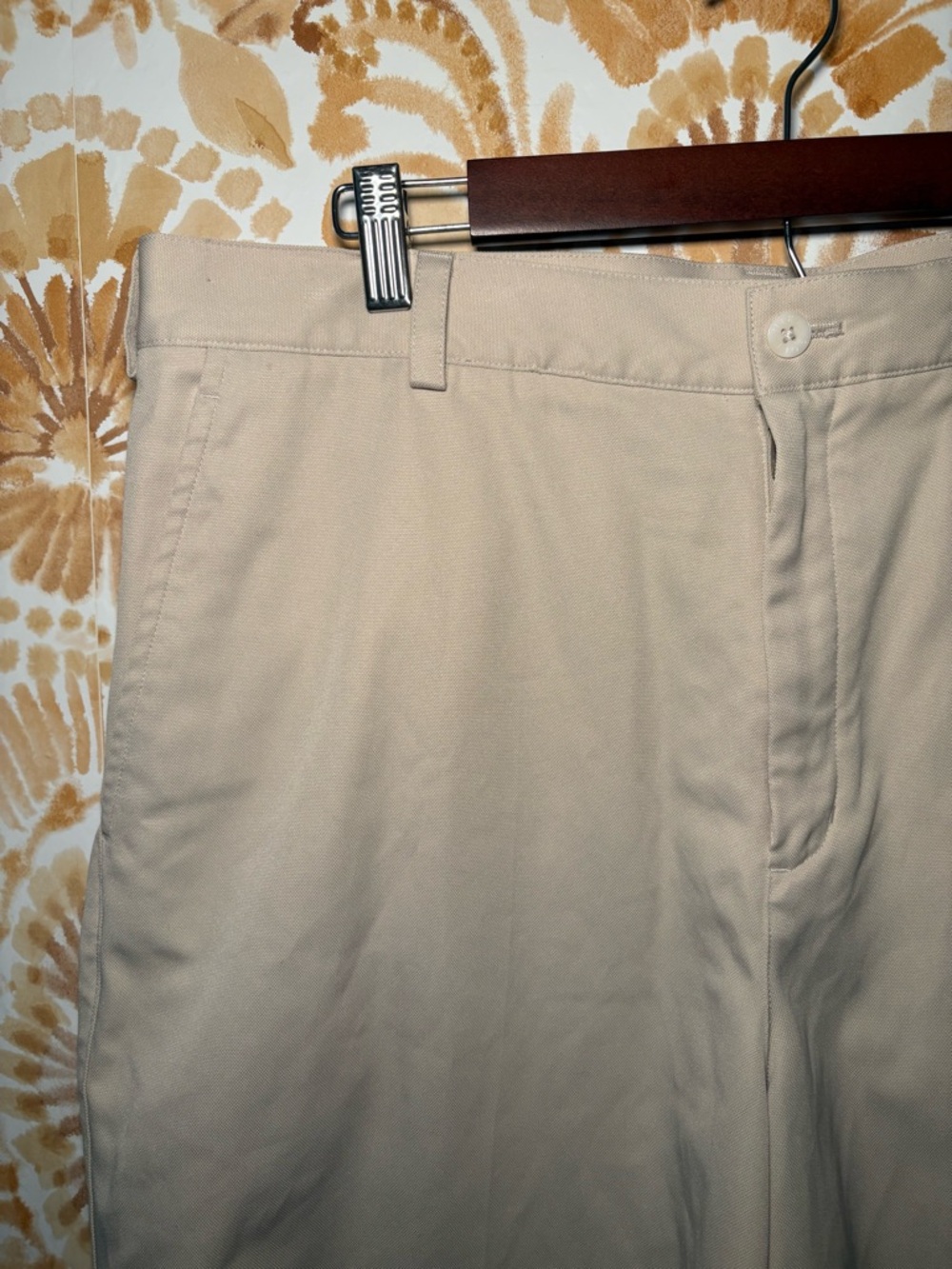 Nike Men’s Khaki Golf Shorts Dri-FIT Performance Bermuda Athletic Casual - Picture 7 of 7